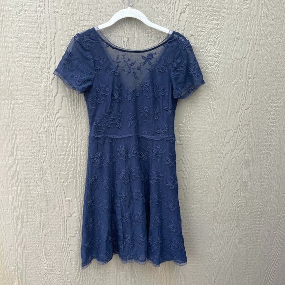 Nanette Lepore Dress Size 4 Navy Embroidered Lace Lined Cocktail‎ Party A-Line - Picture 1 of 9